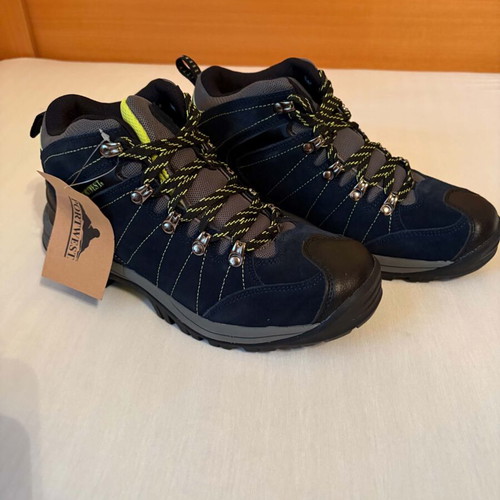 Portwest work boots new, size 41, black