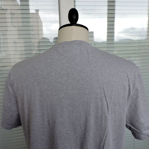 Lyle and Scott men's grey round neck T-shirt like new, size large