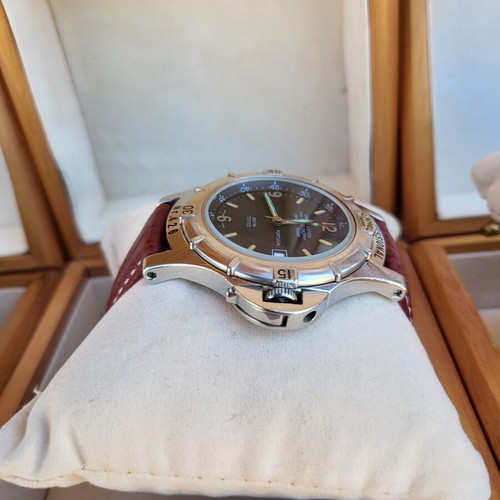 Camel Trophy Professional Team Portugal Limited Edition 20 ATM Watch refurbished, leather strap