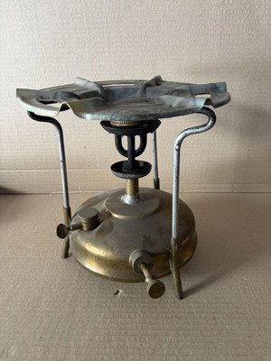 1968 vintage oil stove