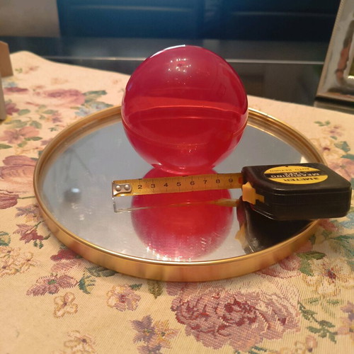 Decorative glass balls like new, set of 2