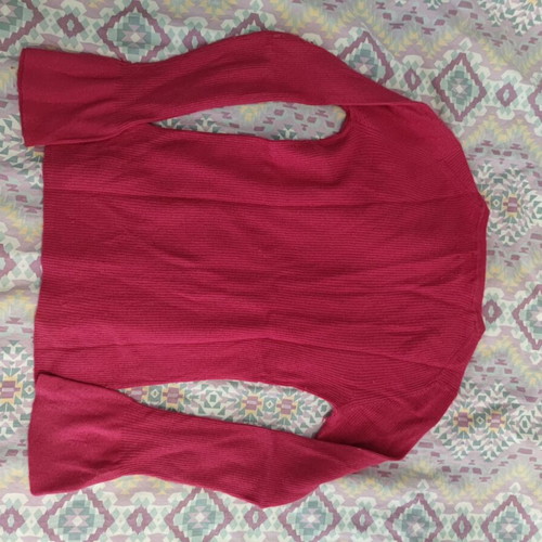 Massimo Dutti sweater used, fuchsia with bell sleeves, fitted