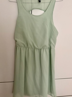 H&M mini dress size 36 mint color like new