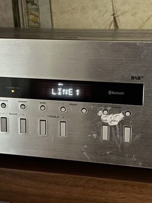 Yamaha R-202D ενισχυτής HiFi με ράδιο και Bluetooth μεταχειρισμένο