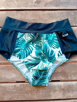 Bikini bottoms tropical, like new, Backbone Polewear