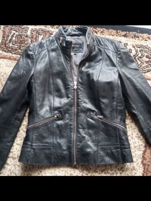 Black women's leather jacket used, small