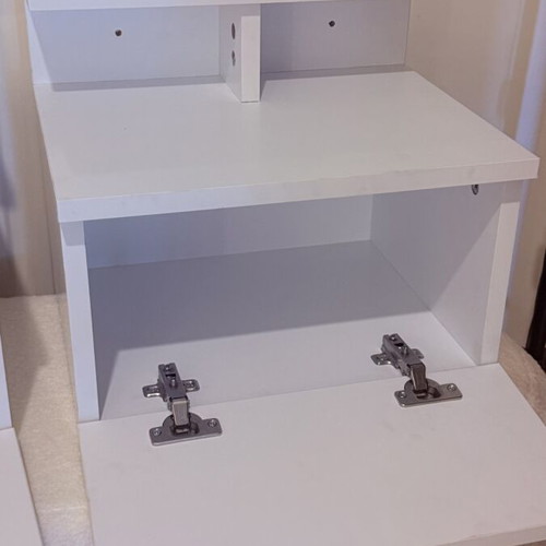 Nightstands set of 2 like new, white with shelf and cabinet