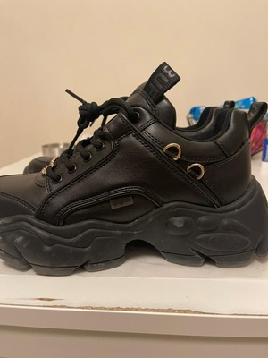 Buffalo women's shoes used, athletic style, size 41, black