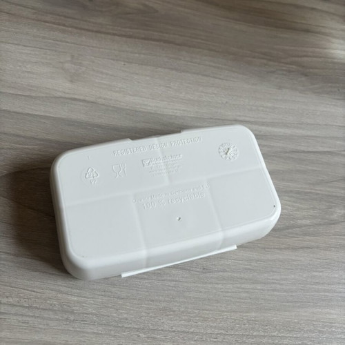 Essensey pill and supplement organizer case