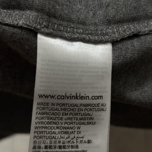 Calvin Klein Jeans κοντομάνικο μπλουζάκι με μεγάλο λογότυπο γκρι μέγεθος L σαν καινούργιο