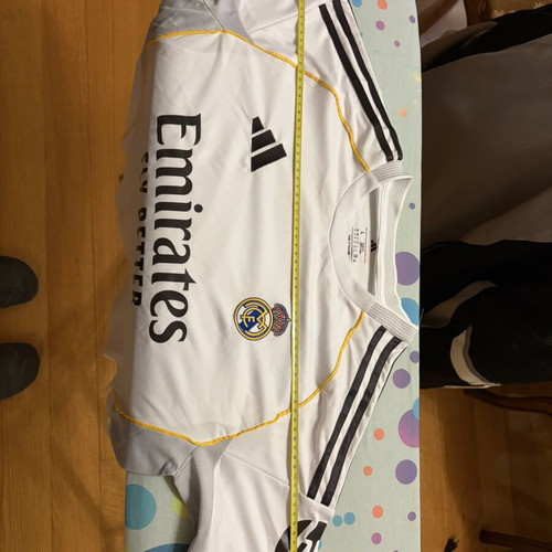 Real Madrid 25/26 Home Jersey Large new official replica