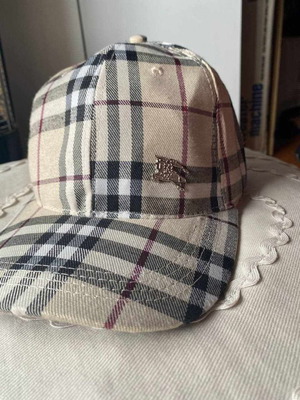 Hat new black and beige, one size