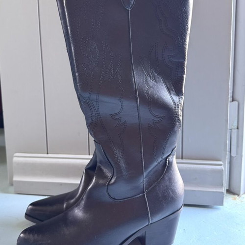 Black cowboy boots women's size 38