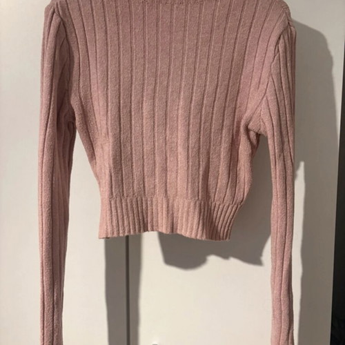 H&M pink knitted crop top like new