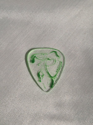 Green guitar pick made of resin new