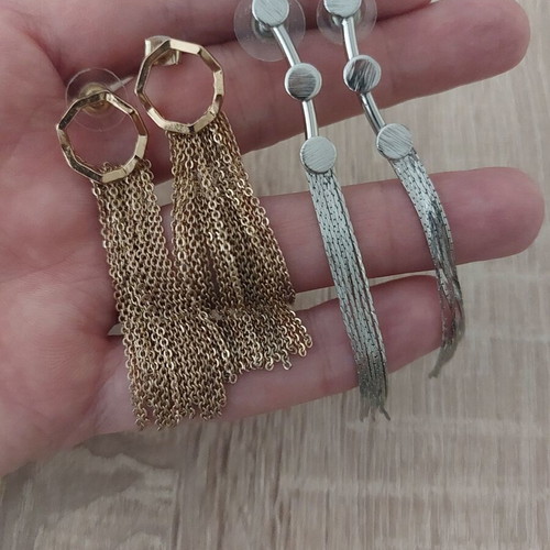 Earring set like new, gold and silver color, two pairs
