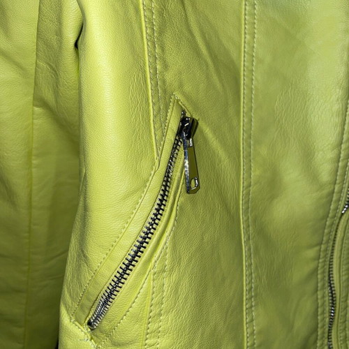 Leather jacket like new, lime collar, slim fit, size M
