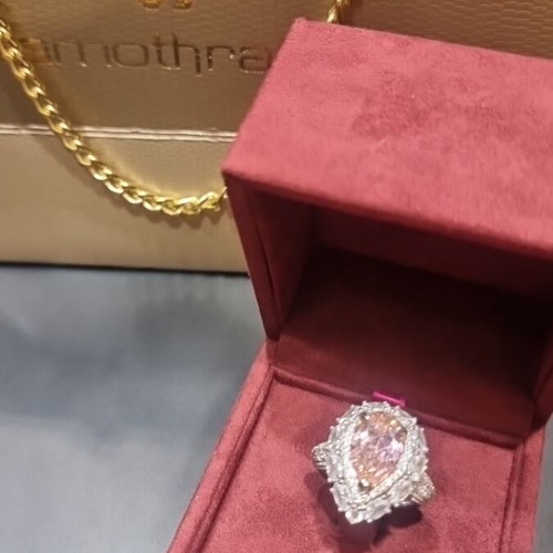 Silver ring 925 with pink center and white zircon stones
