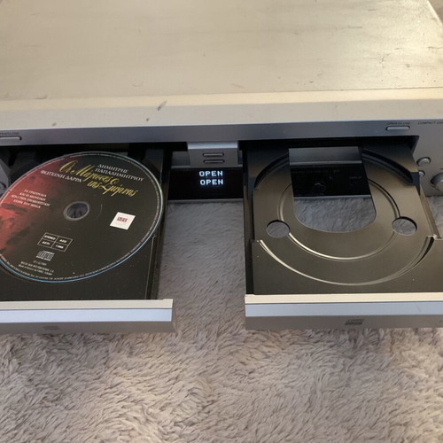 Sony RCD-W100 CD player and recorder