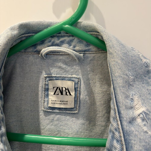 Zara denim jacket unisex size M loose style like new