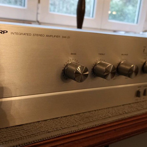 Sharp SM-21 integrated stereo amplifier like new