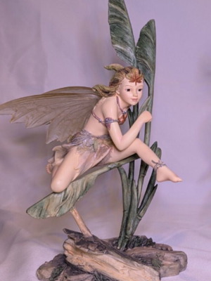 Faerie Glen Time to Fly Collectible Fairy like new