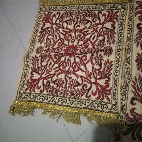Antique embroidered table linens pack of 5 used, woven fabric