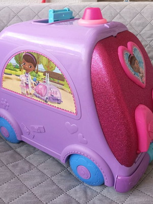 Mobile Clinic Little Doctor used with sounds and compartments