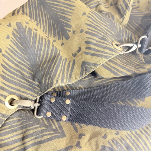 Seayousoon shoulder bag used, black and gold