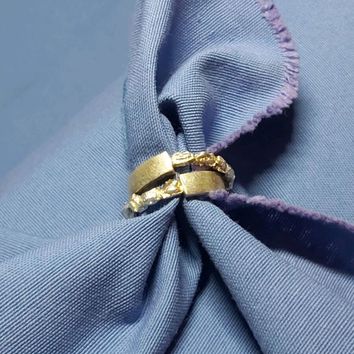 Women's silver ring unique, like new