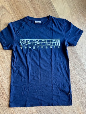 Napapijri kids T-shirt for boys 10-12 years used, black cotton