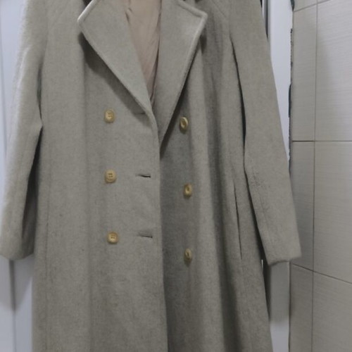Long wool coat with satin lining like new, beige and gray