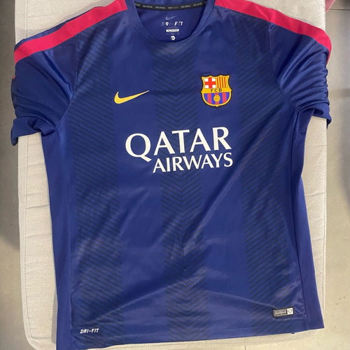 Authentic BARCA jersey size XL like new