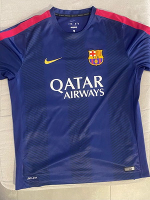 Authentic BARCA jersey size XL like new