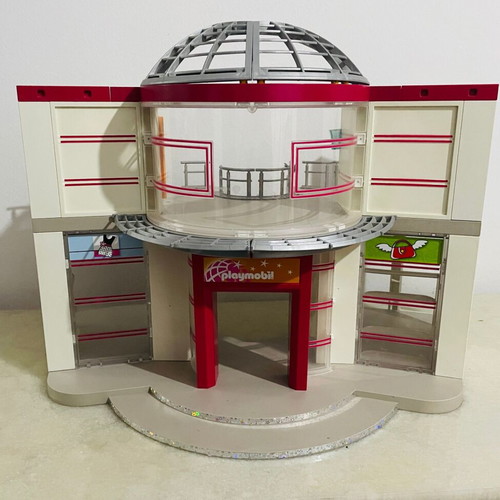 Playmobil 5485 City Life Shopping Mall used with elevator and figures