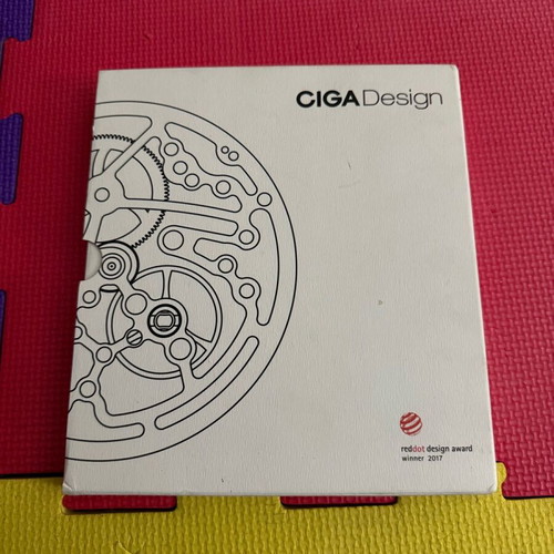 CIGA Design packaging like new, book design