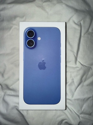 Iphone 16 blue 128GB new with genuine MagSafe case