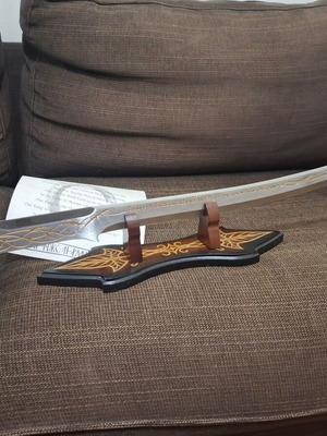 Hadhafang Sword of Arwen Evenstar with Display Stand like new