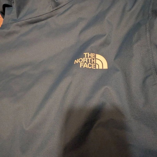 The North Face Quest Insulated Jacket size M like new, gray blue