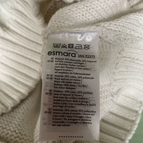 White sweater used, cotton with vintage knit, size M