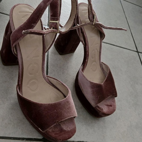 Mango velvet sandals used, pink size 38 with broken heel