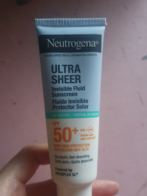 Neutrogena Ultra Sheer Invisible Fluid Oil Control Face Sunscreen SPF50+ like new
