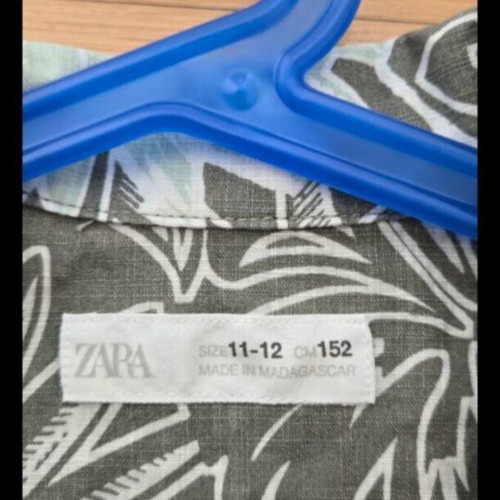 Zara Kids short sleeve shirt, tropical design, size 11-12 years (152 cm)