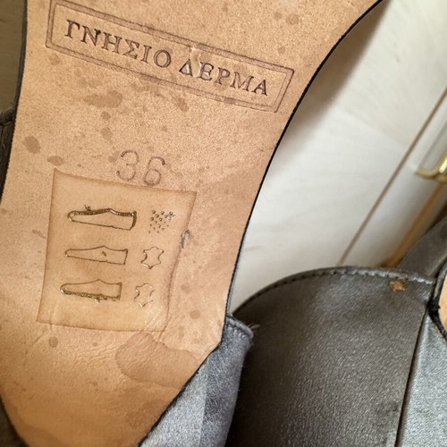 Vassilis Zoulias satin gray leather sandals like new, size 36