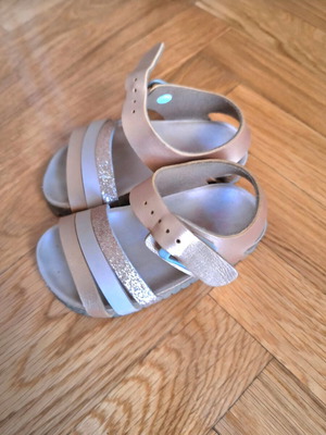 Garvalin children's sandals size 21 used in very good condition