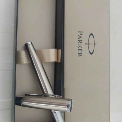 Parker pen like new