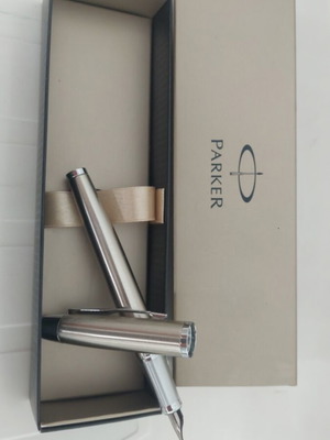 Parker pen like new