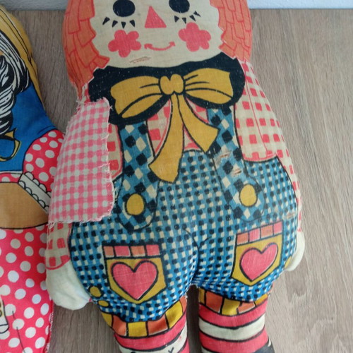 Vintage Raggedy Andy and Clara children's plush pillows used 1970's