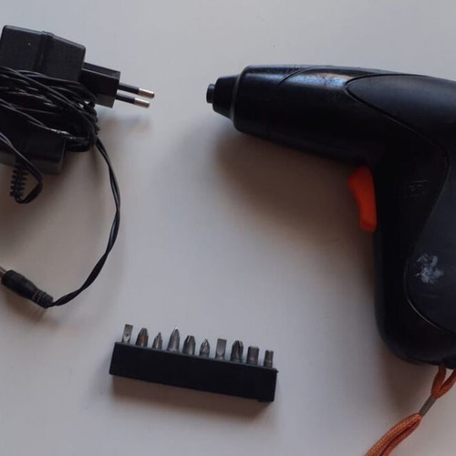 Rechargeable electric screwdriver IKEA like new with charger and bits
