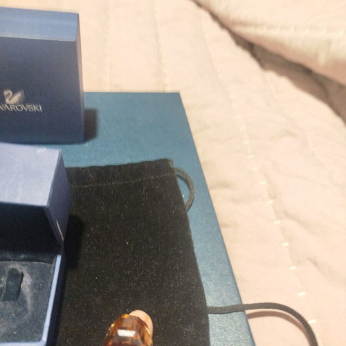 Swarovski ring like new, beige